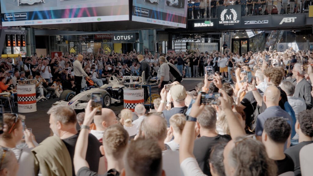 Titelbild: MOTORTREFF Passion for Racing