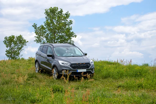 L.O.SHOTS_CmP2023_Ford_Kuga_1159_m.L._compr.jpeg