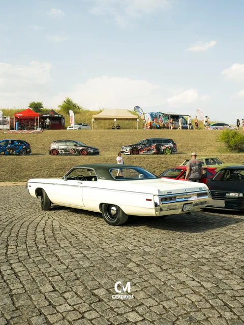 CMP009.jpg
