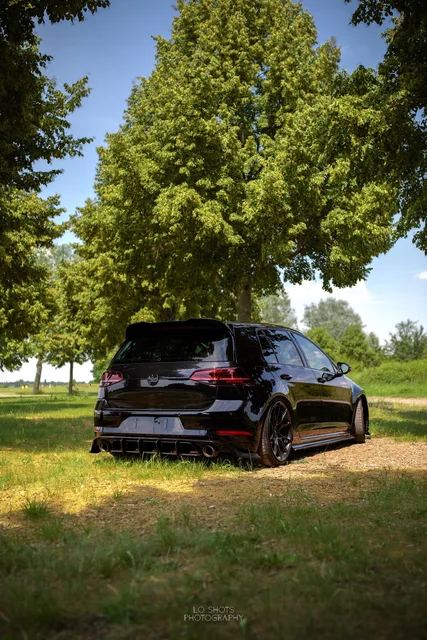 L.O.SHOTS_CMP2026_VIP_golfmk7_tcr (3)_1.jpg