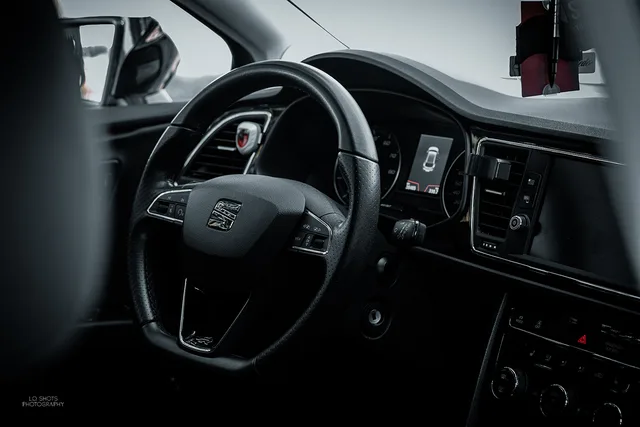 L.O.SHOTS_CmP2023_Seat_17_m.L._compr.jpeg