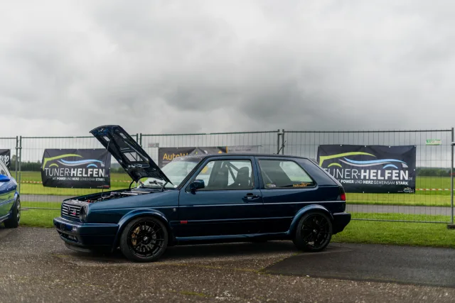 MB7_7904.jpg
