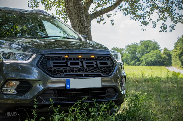 L.O.SHOTS_CmP2023_Ford_Kuga_0388_m.L._compr.jpeg