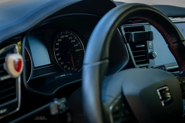 L.O.SHOTS_CmP2023_Seat_16_m.L._compr.jpeg