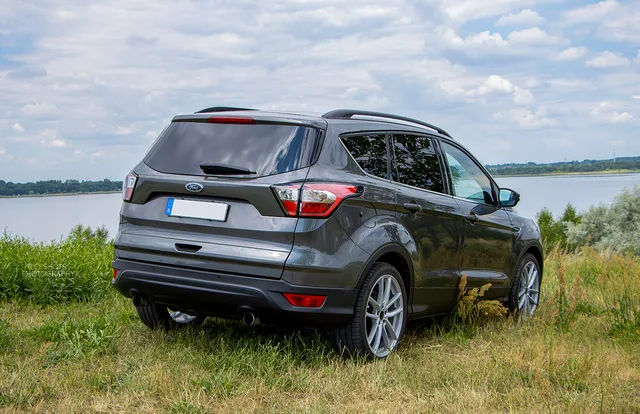 L.O.SHOTS_CmP2023_Ford_Kuga_0974_m.L._compr.jpeg