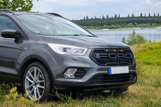 L.O.SHOTS_CmP2023_Ford_Kuga_1119_m.L._compr.jpeg