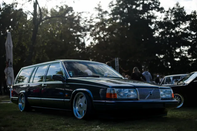 MB7_9243.jpg