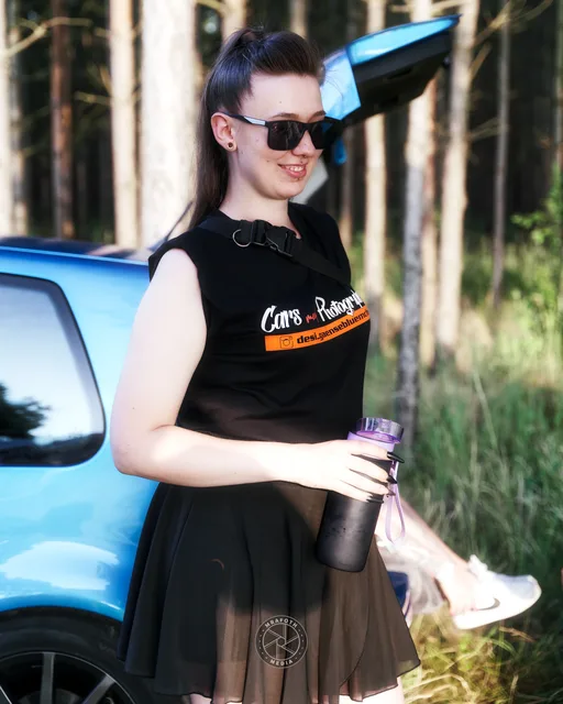 23016358.jpg