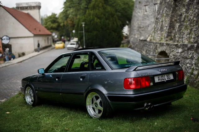 MB7_9128.jpg