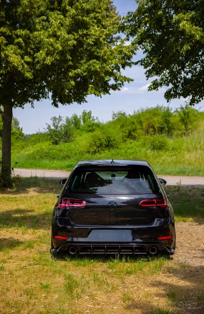 L.O.SHOTS_CMP2026_VIP_golfmk7_tcr (4)_1.jpg