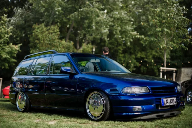 MB7_9241.jpg