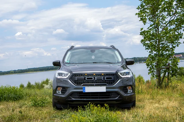 L.O.SHOTS_CmP2023_Ford_Kuga_1018_m.L._compr.jpeg