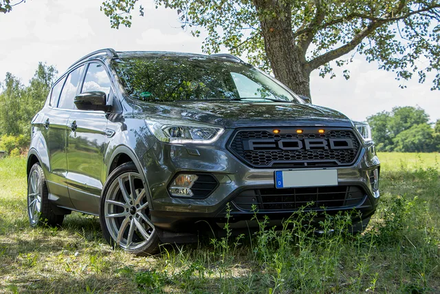 L.O.SHOTS_CmP2023_Ford_Kuga_0382_m.L._compr.jpeg