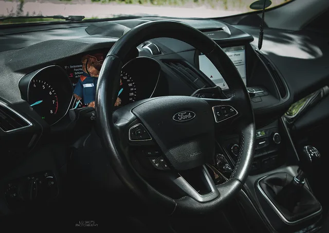 L.O.SHOTS_CmP2023_Ford_Kuga_0557_m.L_compr.jpeg