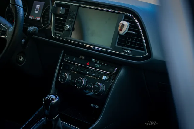 L.O.SHOTS_CmP2023_Seat_18_m.L._compr.jpeg